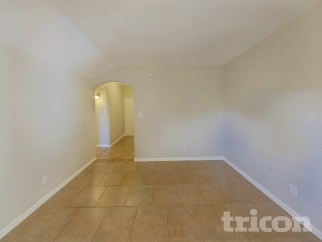 Photo - 8617 Silverbell Ln