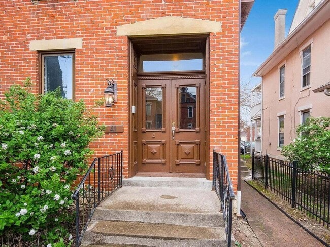 41 King Ave Unit D