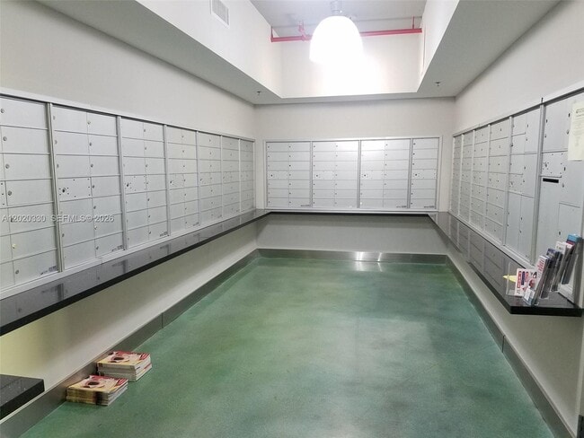 Photo - 3029 NE 188th St Unit 323