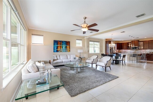 Photo - 10588 Bannan St