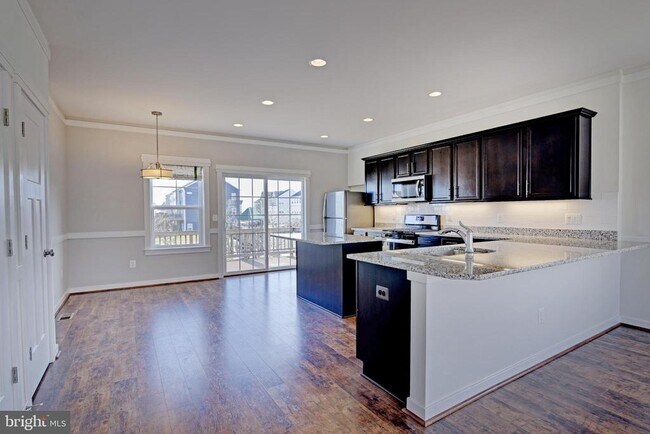 Photo - 104 Santa Fe Ct