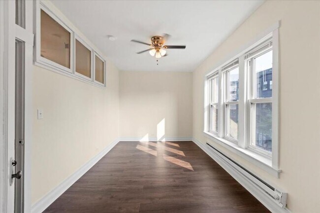 Photo - 1 bedroom in Chicago IL 60614 Unit 3