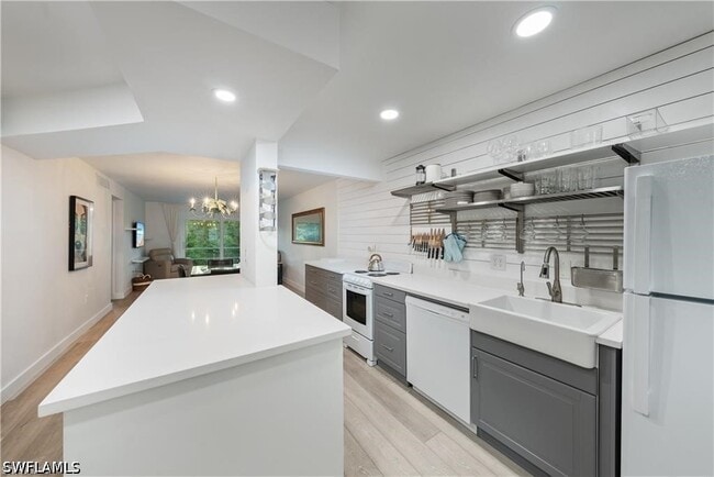 Photo - 72 7th St S Unidad 310