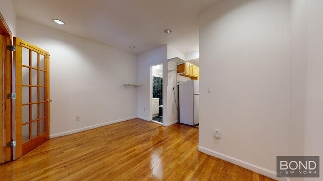 Photo - 96 Third Avenue Apartment Unit 2F