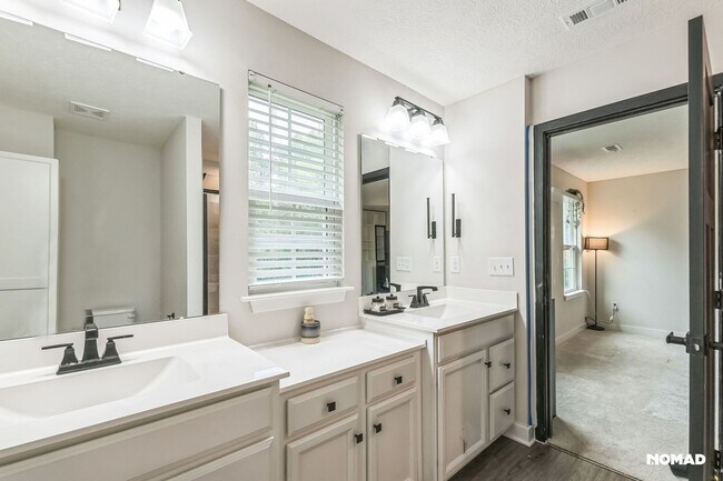 Photo - Spacious 3BR Townhome in Reynoldsburg