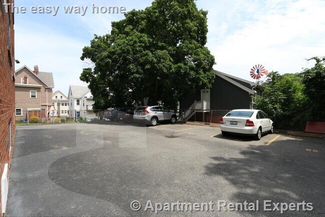 Photo - 70 Park St Unidad #42