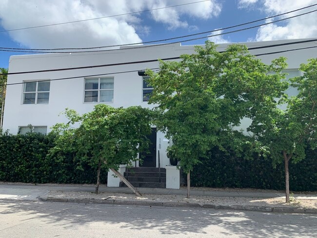 Building - 1160 NW 4th St Unit 7