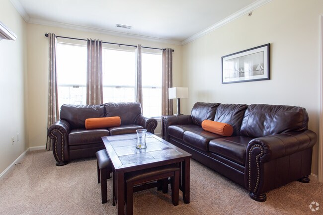 2BR, 2BA - 1098