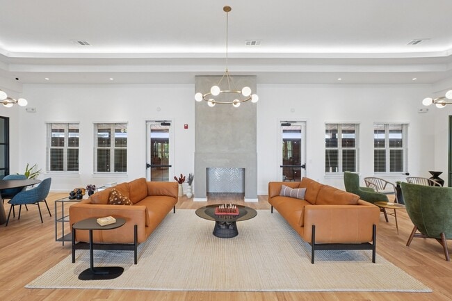 Photo - Hillside on Parmer Lane