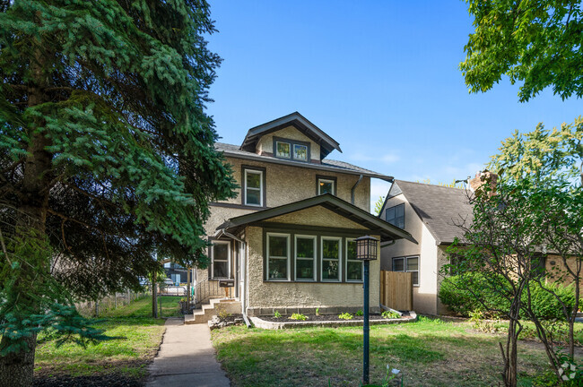 Building Photo - 4704 Minnehaha Ave Rental