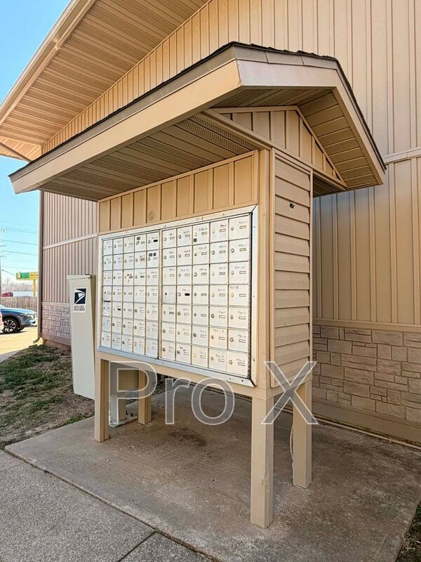 Photo - 928 N Goetz Blvd Unidad #9