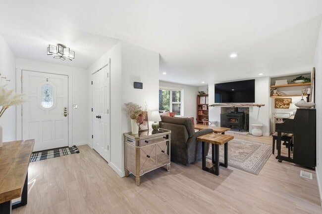 Photo - Gig Harbor farm home with great amenities - 5 bedroom 2 bath with garage and more - Available May...