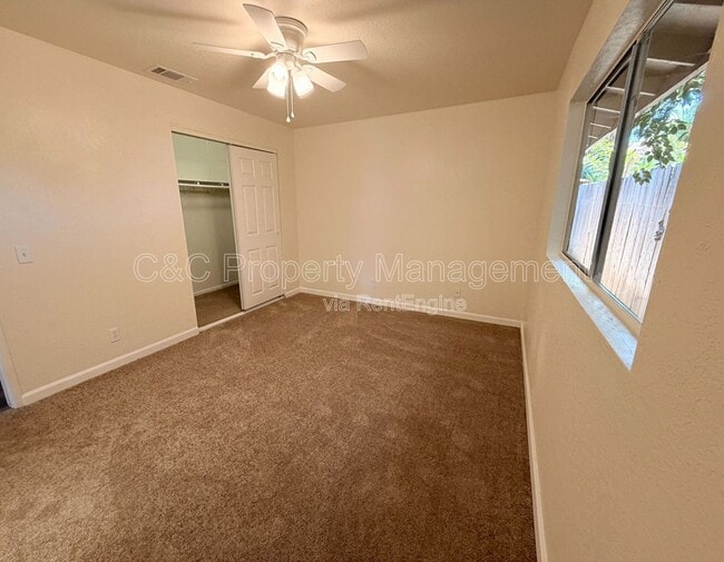 Photo - 219 Plymouth Dr Unidad A