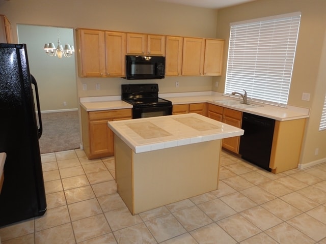 Photo - 357 W Chicago St