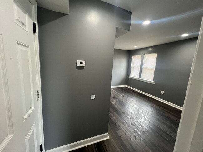 Photo - 2853 28th St SE Unidad 4