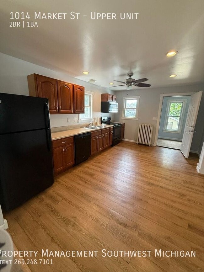 Photo - 1014 Market St Unit Upper