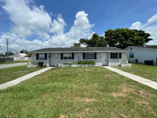 2/1 in New Port Richey - 2/1 in New Port Richey Condo