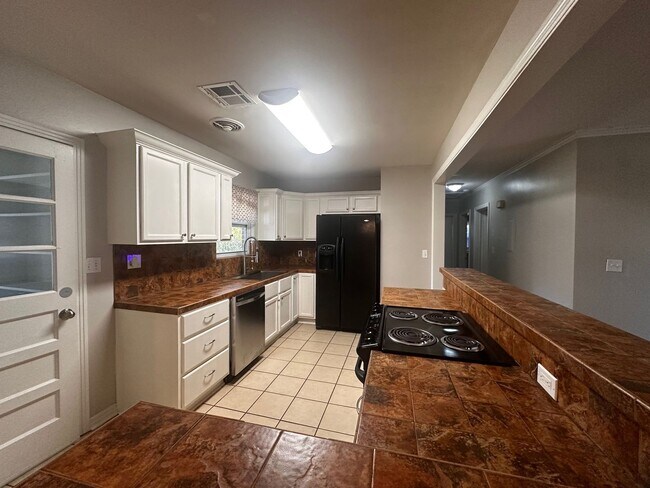 Photo - 2113 Hagan Dr