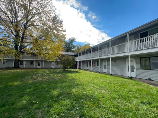 Photo - 516 Massillon Rd Unit 9