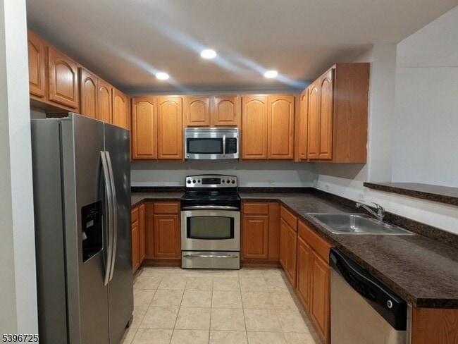 Photo - 1 Carriage City Plz Unit 1203