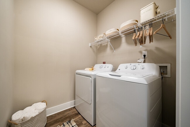 Abberly Alston Apartment Homes