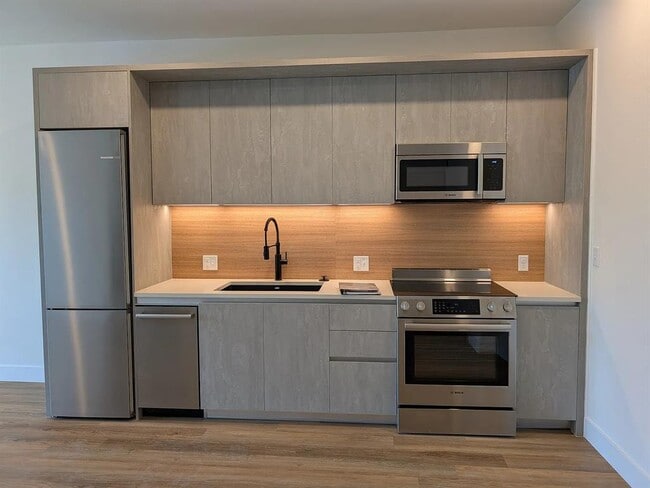 Building Photo - 4315 S Congress Ave Unit 233