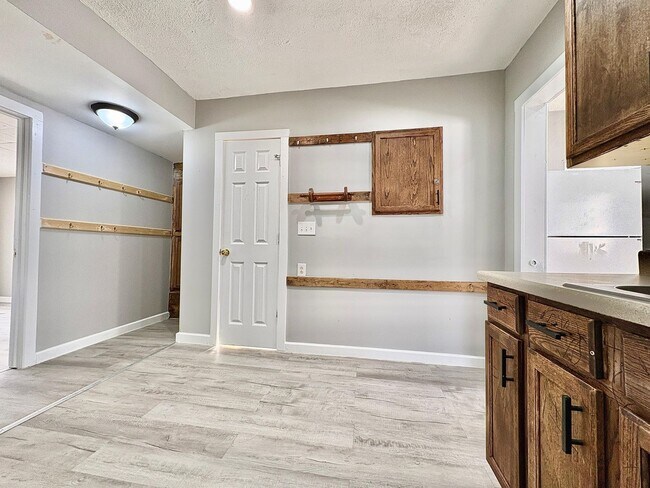 Photo - 1052 O'Brien