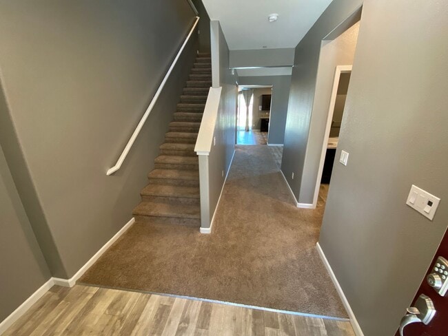 Photo - Beautiful home in desirable neighborhood for rent in Visalia CA