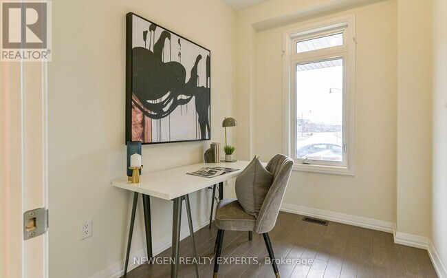 Photo - 35 Divers Rd