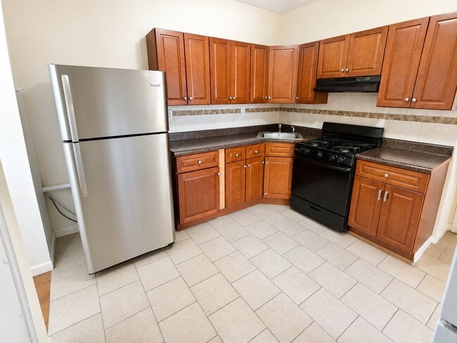 Photo - 85 Littleton Ave Unit 3