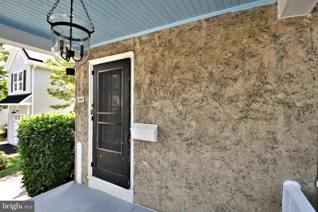 Photo - 816 E Southampton Ave