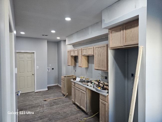 Photo - 711 N Ohio Ave Unit 1