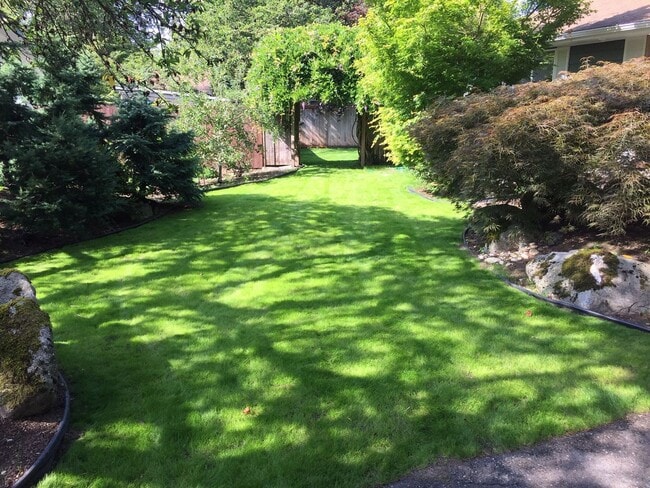 Photo - Quiet Kirkland Rambler