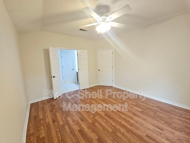 Photo - 117 Wildflower Ln