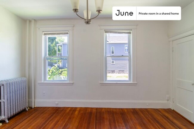 Photo - Room in Shared 5 bed/2 bath home Unidad B