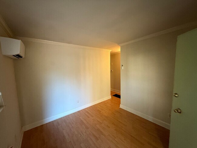 Photo - Cozy One Bedroom Triplex in Dilworth!