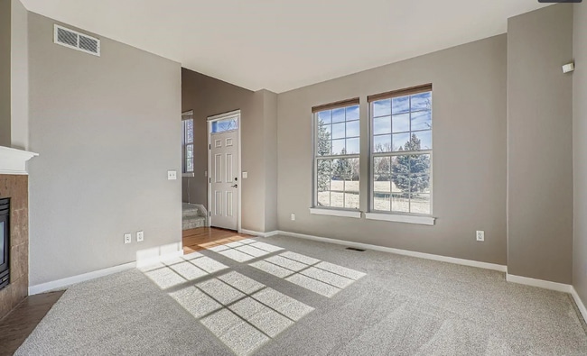 Photo - 615 Casper Dr