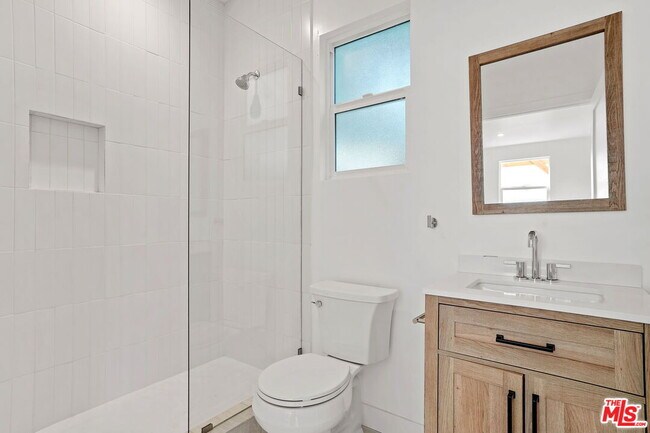 Photo - 2925 Marsh St Unidad 1/2