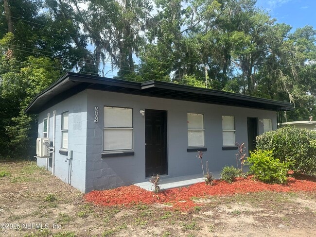Photo - 3309 Kennedy St House