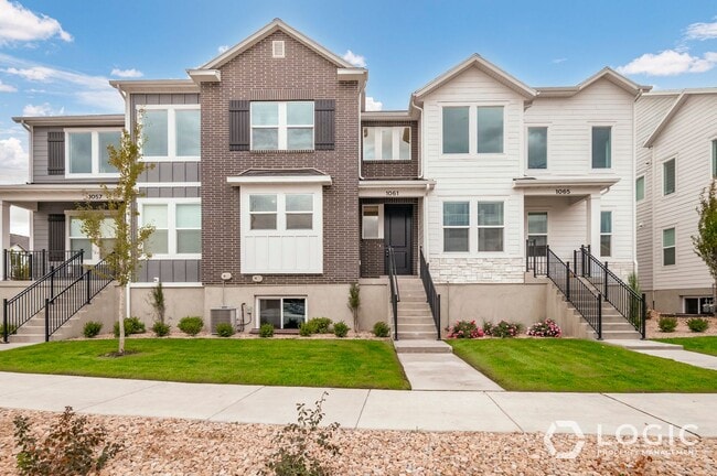 Building Photo - Brand New Townhome in Lehi Utah!