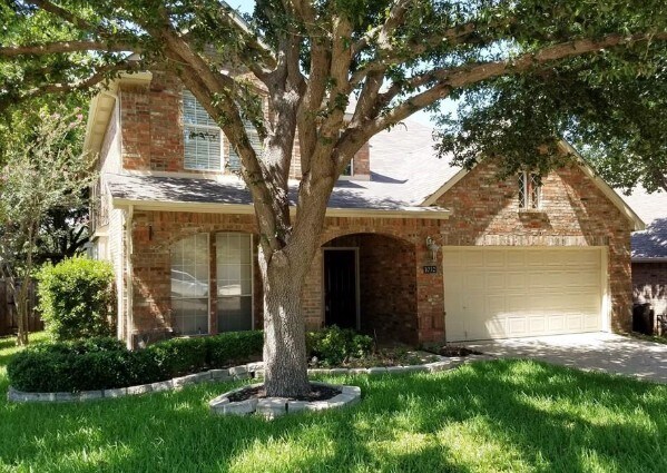 Photo - 1032 Sugarberry Ln