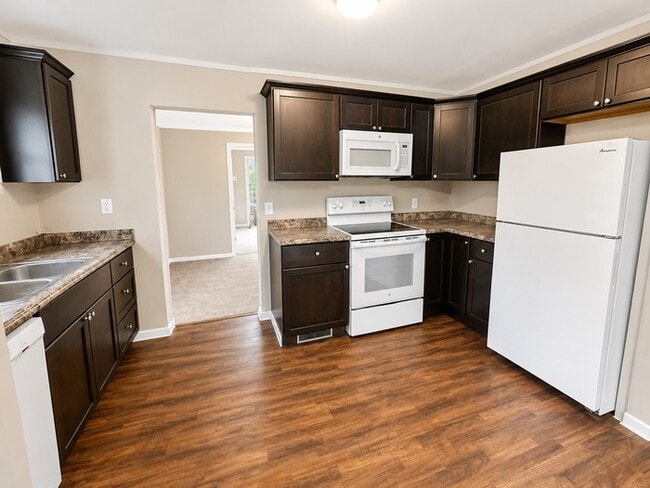Photo - 307 Alsobrook St