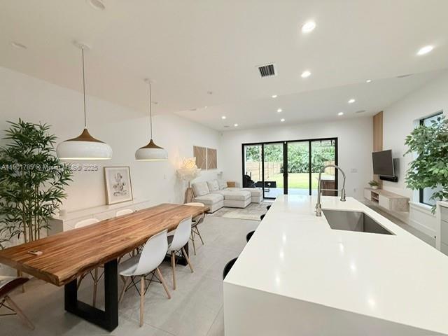 Photo - 8871 SW 28th St