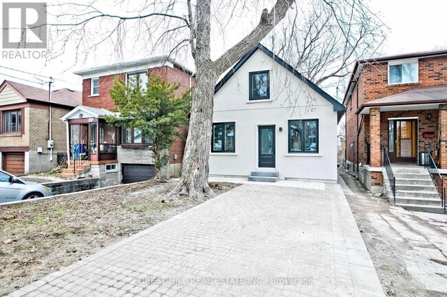 Photo - 63 Pinegrove Ave
