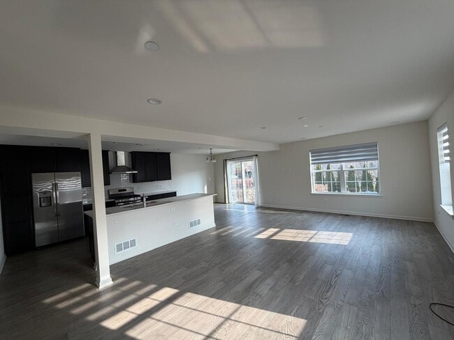 Photo - 579 Bobby Ann Ct