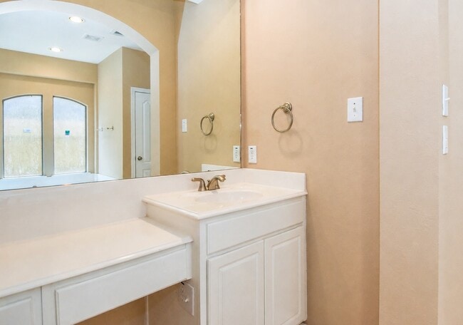 Photo - 21223 Pennshore Ln
