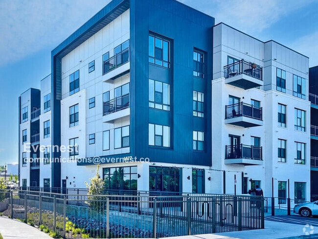 Building Photo - 1677 54th Ave N Unit 215 Rental