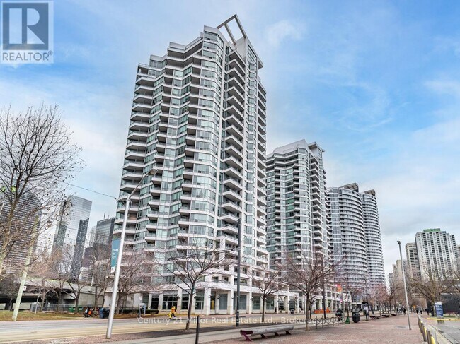 Photo - 230 Queens Quay W