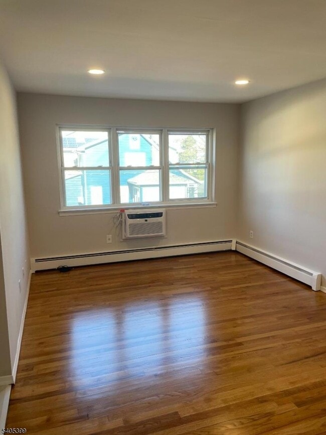 Building Photo - 185 Watsessing Ave