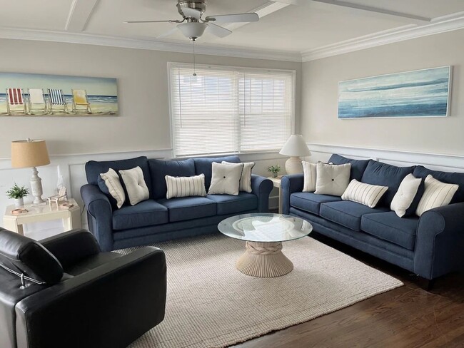 798 Sunrise Dr Unit 1 (WINTER RENTAL ONLY)